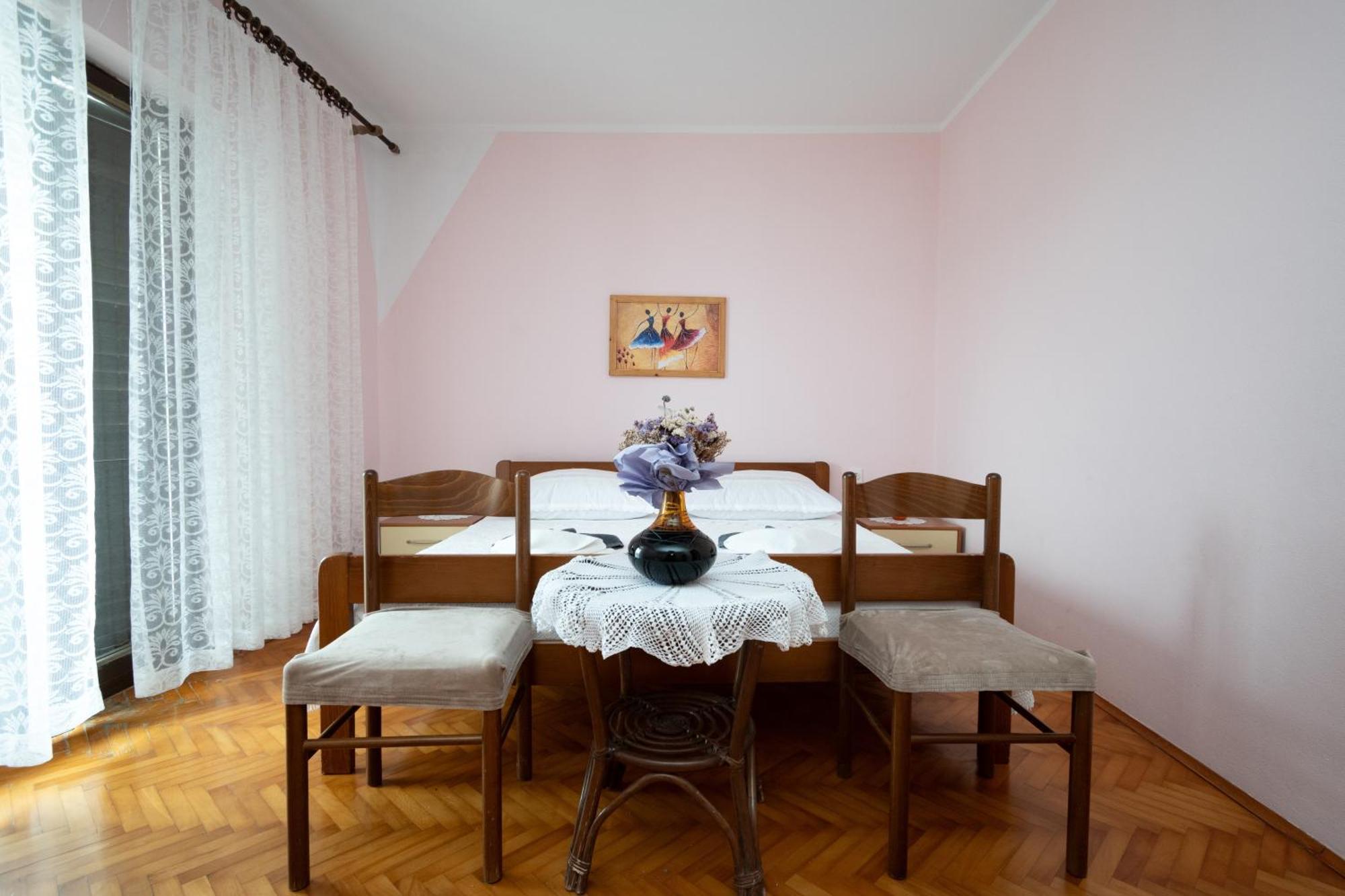 Double Room Zubovici 16063A Exteriör bild