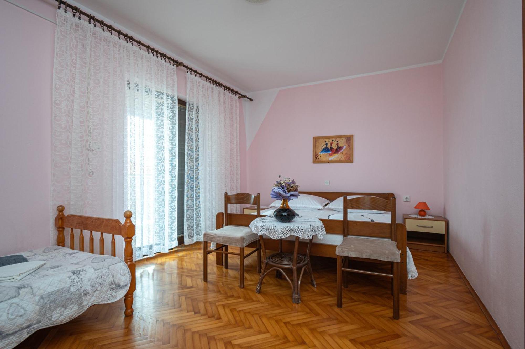 Double Room Zubovici 16063A Exteriör bild